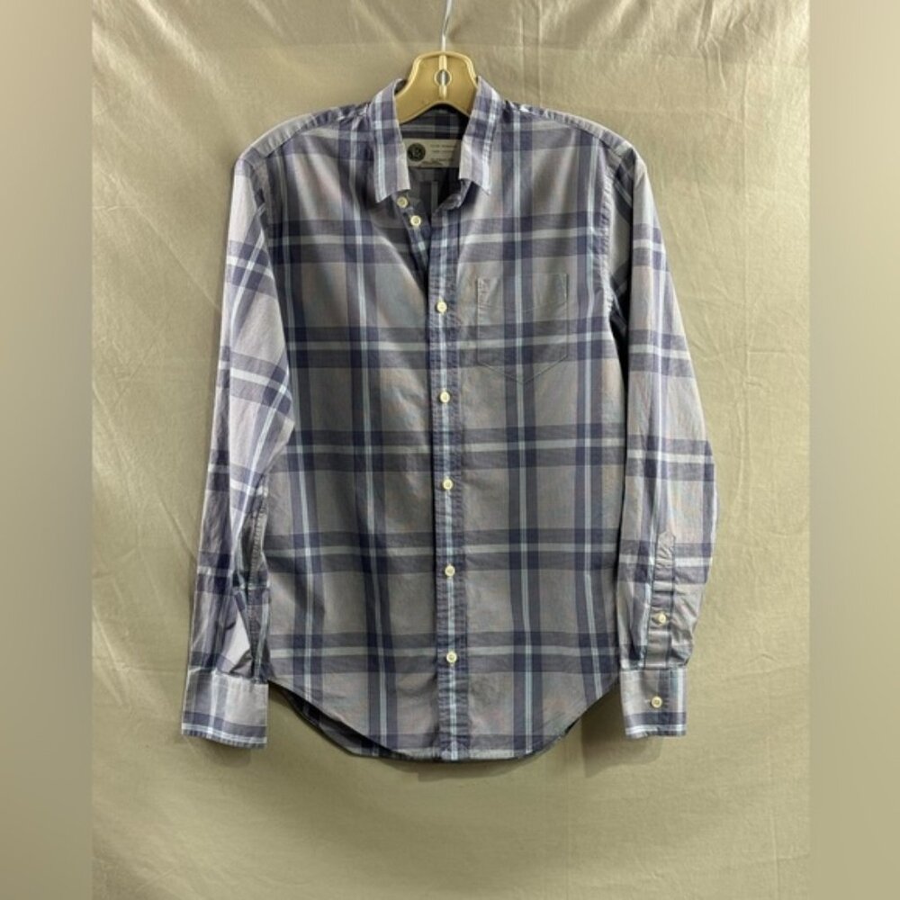Club Monoco Classic Fit Purprle Button Down  Size - S